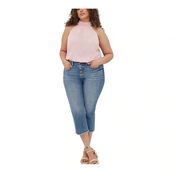 1590. TORRID SLEEVELESS‎ HIGH NECK BLOUSE PINK IN COLOR SIZE 2 (2X) SWISS DOT - Picture 2 of 13